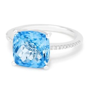 White Gold Ring with blue topaz